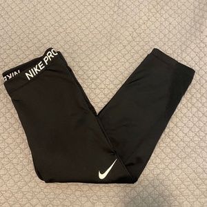 Women's Large Nike Pro Leggings
